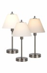 Lampa stołowa Touch Two, 1-punktowa, z metalową podstawą i stożkowymi kloszami w kolorze białym. Widoczne trzy lampy o różnych odcieniach światła, stojące na równym tle. Idealna do aranżacji wnętrz.