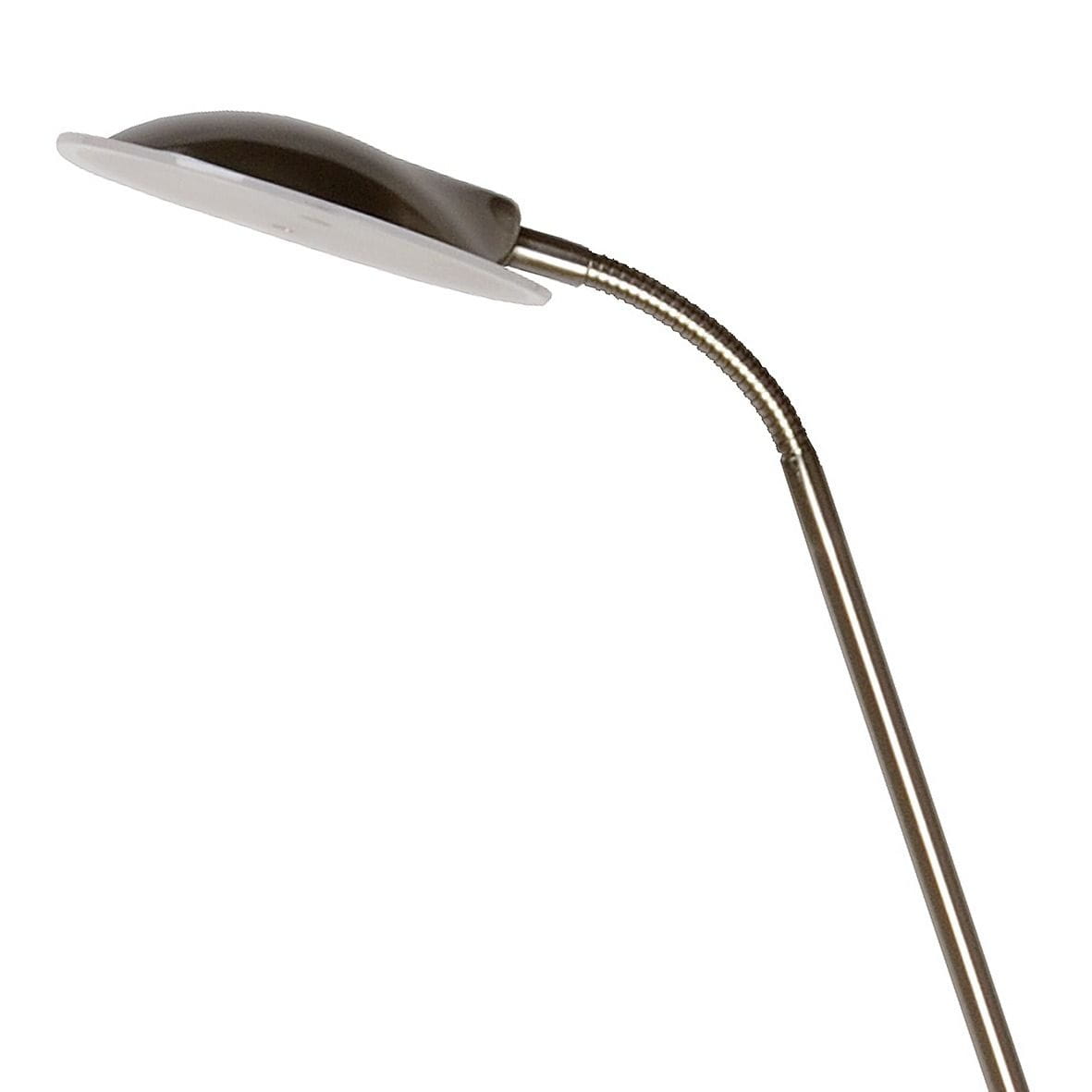 Lampa podłogowa Champion LED 2-punktowa w satynowym chromie. Posiada elastyczny, giętki ramion, a głowica lampy ma zaokrąglony kształt. Widok z boku, pokazujący szczegóły wykonania i design.
