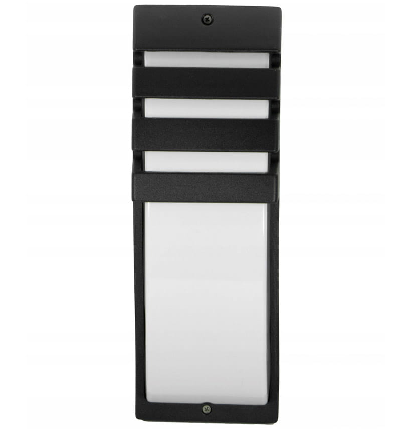 Kinkiet elewacyjny ogrodowy Viki w kolorze czarnym z jedną oprawą E27. Prosty, prostokątny kształt z białym kloszem, podzielony na trzy poziome pasy. Zamontowany w pozycji pionowej, widoczny montaż na górze.