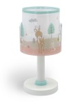 Lampka nocna Loving Deer 1-punktowa z przezroczystym kloszem, zdobiona ilustracjami jelonka, królika i drzew w pastelowych kolorach. Stojąca na białej podstawie z turkusowym akcentem, idealna do pokoju dziecięcego.