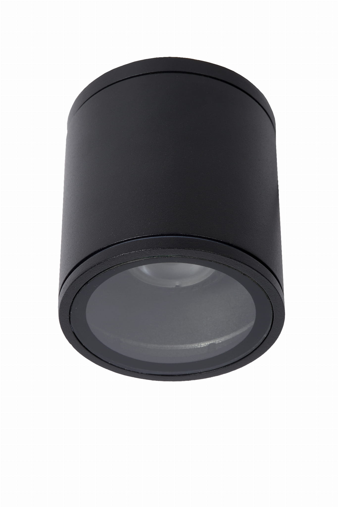 Czarna lampa sufitowa Aven IP65, 1-punktowa, w formie cylindrycznej. Ujęcie z dołu, pokazujące gładką fakturę obudowy oraz przezroczystą soczewkę. Produkt zamontowany do sufitu, idealny do użytku w wilgotnych pomieszczeniach.