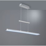 Lampa wisząca Smash LED 1-punktowa w kolorze niklowym, o prostokątnym kształcie, zawieszona na dwóch cienkich linkach. Posiada szklaną osłonę z niebieskim podświetleniem. Montaż sufitowy, minimalistyczny design, na jednolitym tle.