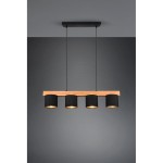 Lampa wisząca Cameron 4-punktowa, czarna z drewnianym elementem, zawieszona na dwóch cienkich linkach. Widoczne cztery cylindryczne klosze, emitujące ciepłe światło, zamontowane na poziomej belce. Tło w odcieniu szarości.