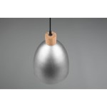 Lampa wisząca Jagger D25 w kolorze antycznego niklu z drewnianym elementem u góry. Ma kształt owalnej czaszy, zawieszona na cienkim przewodzie. Tło w odcieniach szarości, podkreślające nowoczesny design.