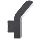 Kinkiet elewacyjny Clark LED w kolorze grafitowym, z prostą, zaokrągloną głowicą emitującą światło. Montowany na ścianie, z widoczną obudową w kształcie prostokąta. Idealny do oświetlenia ogrodu lub elewacji budynków.