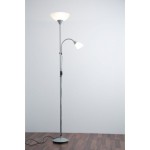 Lampa podłogowa Erzwo w kolorze tytanowym, z dwoma punktami świetlnymi. Główna lampa w kształcie klosza na górze, dodatkowa lampa z giętym ramieniem. Stojąca na okrągłej podstawie, z widocznym kablem zasilającym. Tło jednolite.