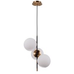 Lampa wisząca Stelia z trzema kulistymi kloszami z matowego szkła, zawieszona na czarnym przewodzie, z metalowym stelażem w kolorze antycznego brązu. Produkt o minimalistycznym designie, idealny do nowoczesnych wnętrz.