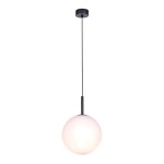 Czarna lampa wisząca Faro D30 z jednopunktowym mocowaniem, z okrągłym, białym kloszem z mlecznego szkła. Zawieszona na cienkim, czarnym przewodzie, z metalowym uchwytem, idealna do nowoczesnych wnętrz.