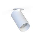 Lampa sufitowa wpustowa Mono Surface 1-punktowa w kolorze białym, cylindryczny kształt, zamontowana pod kątem. Wnętrze z reflektorem, tekstura matowa, minimalistyczny design. Idealna do nowoczesnych wnętrz.