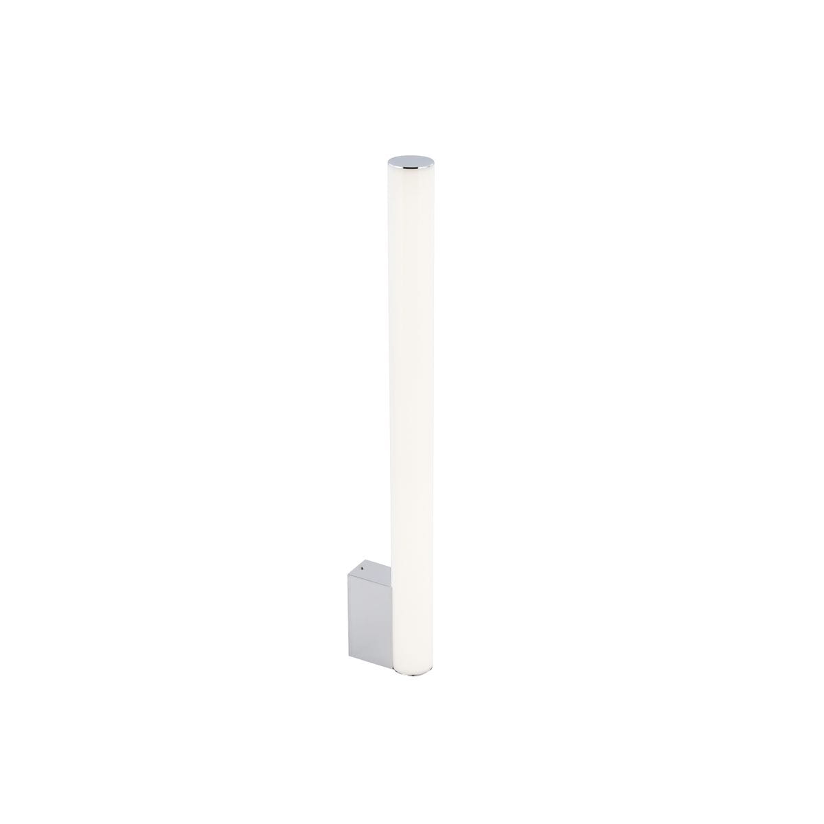 Kinkiet Ice Tube M LED, jednolampowy, w kolorze chromu. Posiada prostą, cylindryczną oprawę z białego materiału, zamocowaną na kwadratowej podstawie. Ujęcie frontalne, stojący, na jednolitym tle.