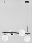 Lampa wisząca Fiore White 4-punktowa, czarna z elementami złotymi, z czterema okrągłymi kloszami z białego szkła. Ujęcie z boku, zwisająca na cienkim kablu, z prostokątną podstawą montażową. Nowoczesny design, idealna do aranżacji wnętrz.
