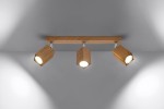 Lampa sufitowa Keke 3-punktowa SL.1037 z drewnianą konstrukcją w kolorze jasnego drewna. Trzy ruchome reflektory w kształcie sześcianów, montowane na poziomej listwie. Prosty design, idealna do nowoczesnych wnętrz.