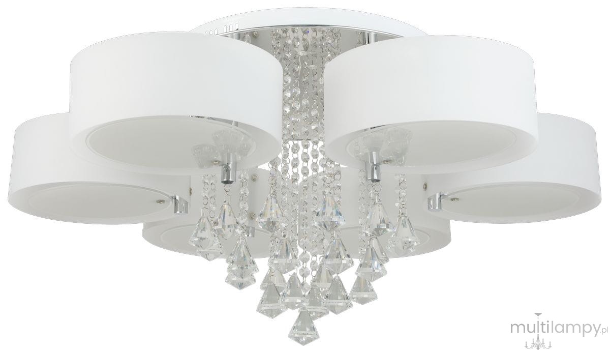 Lampa sufitowa Antila E27 z 24 LED w chromowanej i białej obudowie, z sześcioma białymi kloszami, dekorowana kryształowymi zwisami. Ujęcie frontalne, ukazujące detale i błyszczące akcenty. Zdalne sterowanie.