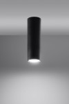 Czarna lampa sufitowa Lagos H20, 1-punktowa, o cylindrycznym kształcie. Ujęcie z dołu, pokazujące gładką, matową powierzchnię oraz źródło światła. Lampa montowana do sufitu, na jednolitym, jasnym tle.