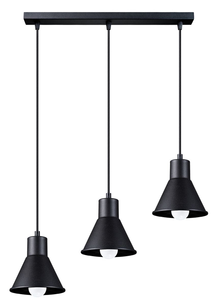 Lampa wisząca 3-punktowa w kolorze czarnym, z trzema stożkowymi kloszami. Każdy klosz zawiera okrągłą żarówkę, zawieszone na cienkich kablach z metalowym wspornikiem. Ujęcie frontalne, na jednolitym tle.