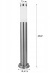 Okrągła lampa stojąca Manila H65 wykonana z metalu w kolorze srebrnym. Wysokość 65 cm, średnica podstawy 12,5 cm, górna średnica 7,5 cm. Posiada mlecznobiałą osłonę na górze, idealna do oświetlenia ogrodu.