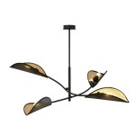 Czarna lampa sufitowa Lotus 4-punktowa z metalowymi kloszami w złotym odcieniu. Klosze mają lekko falowany kształt i perforowaną strukturę. Produkt zawieszony na długim wsporniku, w ujęciu frontalnym. Idealna do nowoczesnych wnętrz.