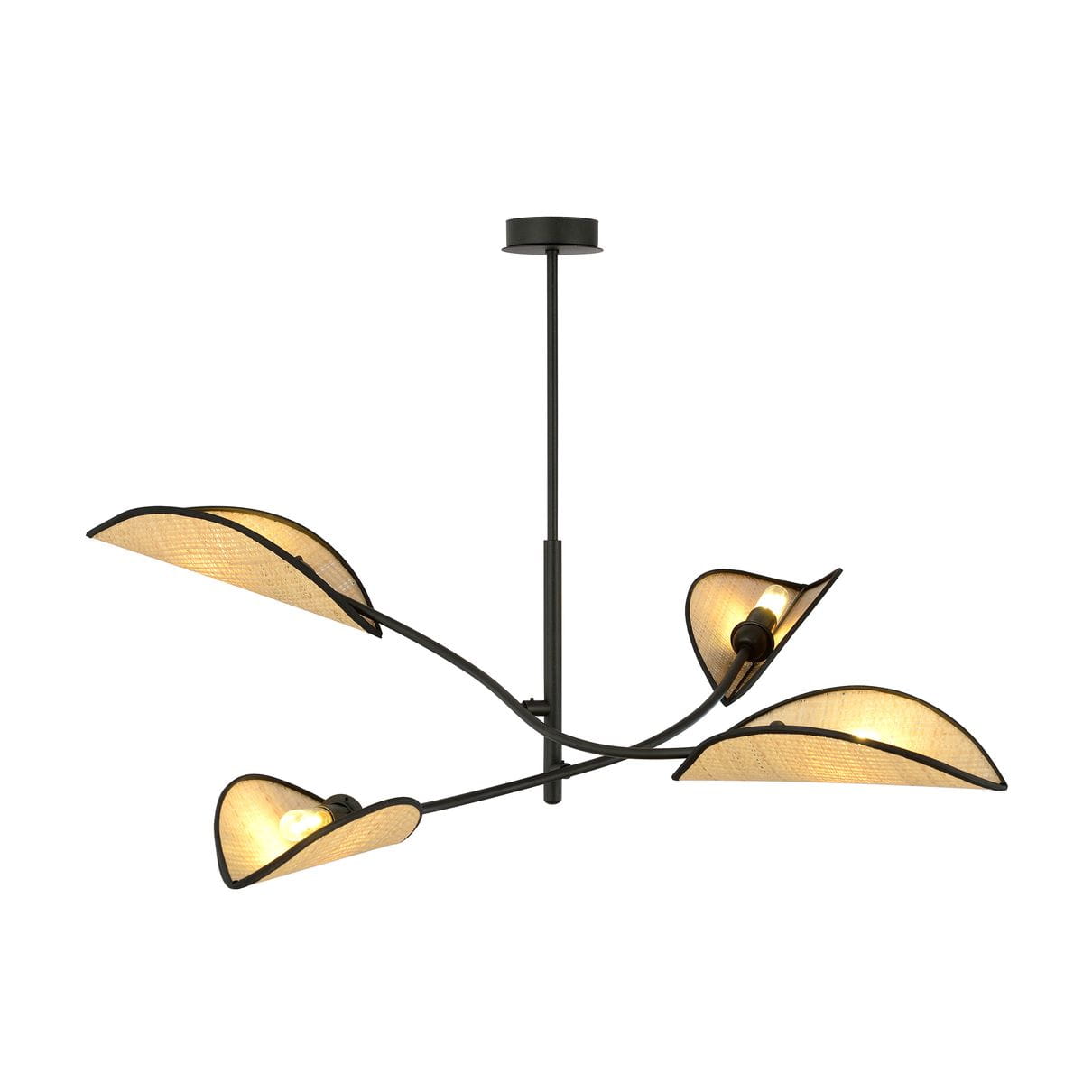 Czarna lampa sufitowa Lotus z rattanowymi kloszami, czteropunktowa. Posiada elegancką, organiczną formę z lekko zaokrąglonymi kloszami, umieszczona na cienkim, metalowym stelażu. Idealna do nowoczesnych wnętrz, zawieszona na długim przewodzie.