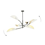 Lampa sufitowa Lotus 6-punktowa w białym i złotym kolorze. Posiada sześć asymetrycznych kloszy w kształcie liści, zamontowana na czarnym stelażu, wisząca z sufitu. Klosze wykonane z metalu z perforacją, zapewniające nowoczesny wygląd.