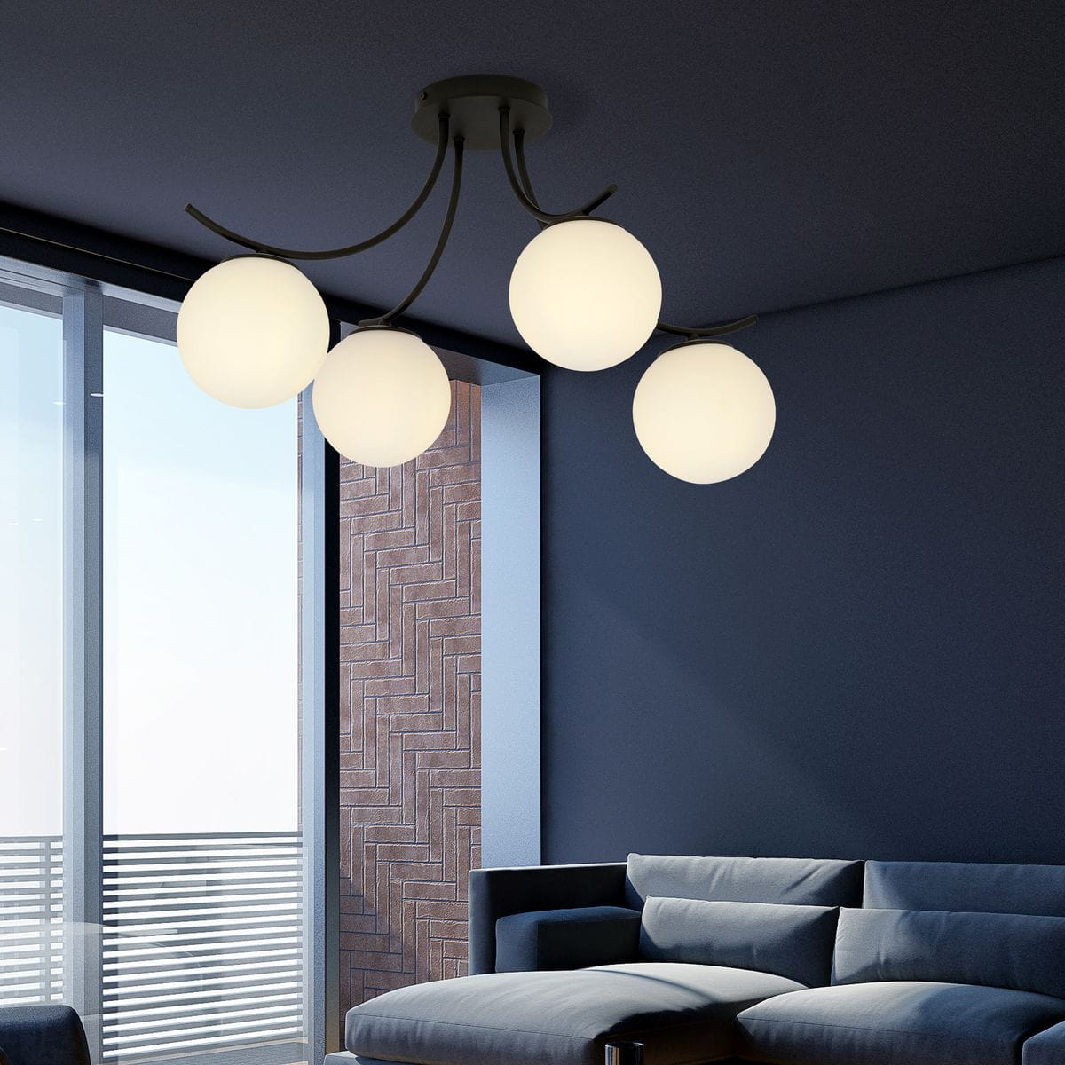 Czarna lampa sufitowa 4-punktowa Boston z białymi, okrągłymi kloszami. Ujęcie z dołu, ukazujące cztery klosze zamontowane na elastycznych ramionach. Lampa w nowoczesnym wnętrzu z niebieskimi ścianami i dużymi oknami.