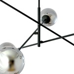 Lampa wisząca Linear 6-punktowa w kolorze czarnym i grafitowym, z metalową konstrukcją i szklanymi kloszami w kształcie kul. Ujęcie z góry, ukazujące detale montażu i położenie źródeł światła.