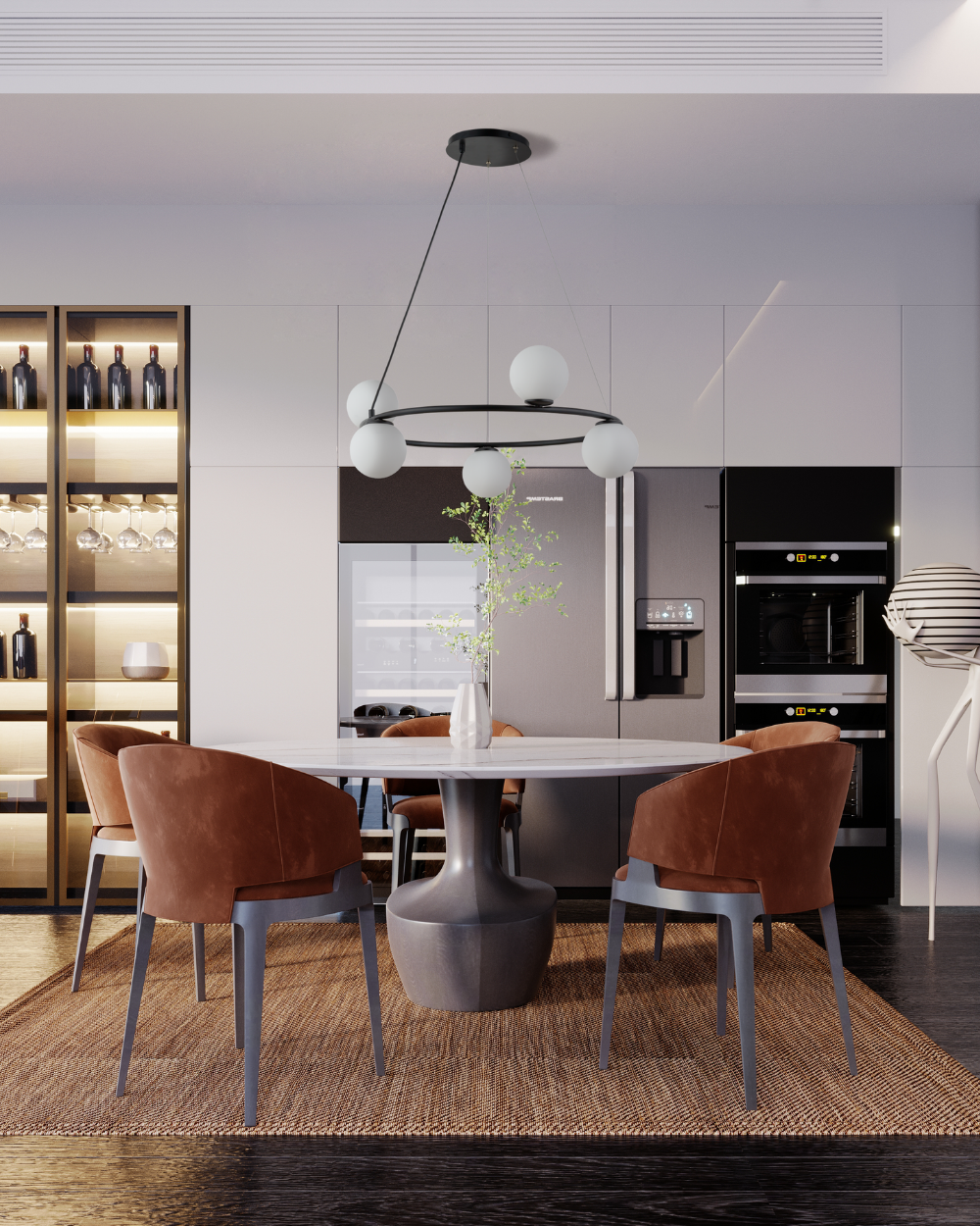 Czarna lampa wisząca Gama Koło z pięcioma białymi kulami, zawieszona nad okrągłym stołem w nowoczesnej kuchni. W tle widoczna szafka z winami i sprzęt AGD, a na podłodze leży pleciona matowa wykładzina.