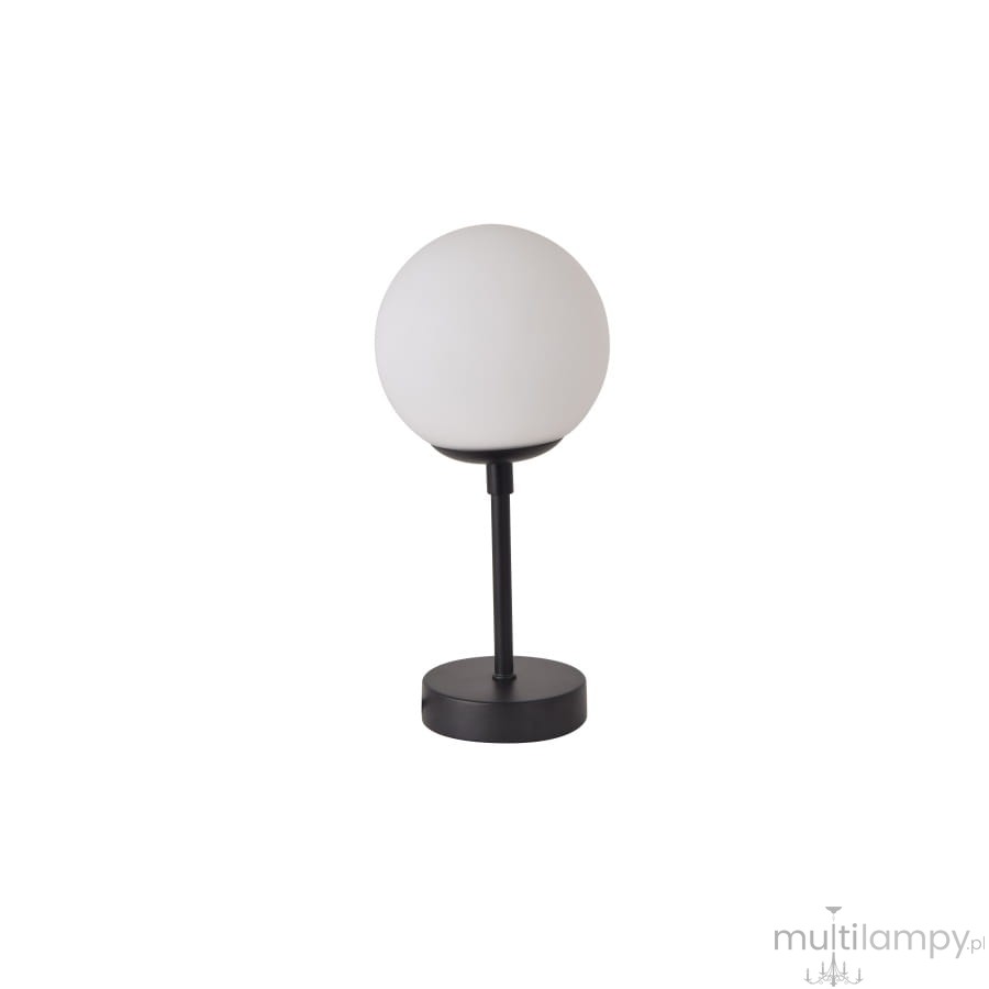 Czarna lampa stołowa Dorado LP-002/1T S BK z okrągłym, białym kloszem. Produkt stoi na okrągłej podstawie, z metalowym stelażem. Ujęcie frontalne, ukazujące prosty design lampy, idealnej do nowoczesnych wnętrz.