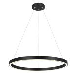 Czarna lampa wisząca Midway D60 LED w kształcie okręgu, zawieszona na cienkich żyłkach. Posiada prostą, nowoczesną konstrukcję z białym wewnętrznym wykończeniem, emitującym jasne światło. Mosiężny sufitowy uchwyt.