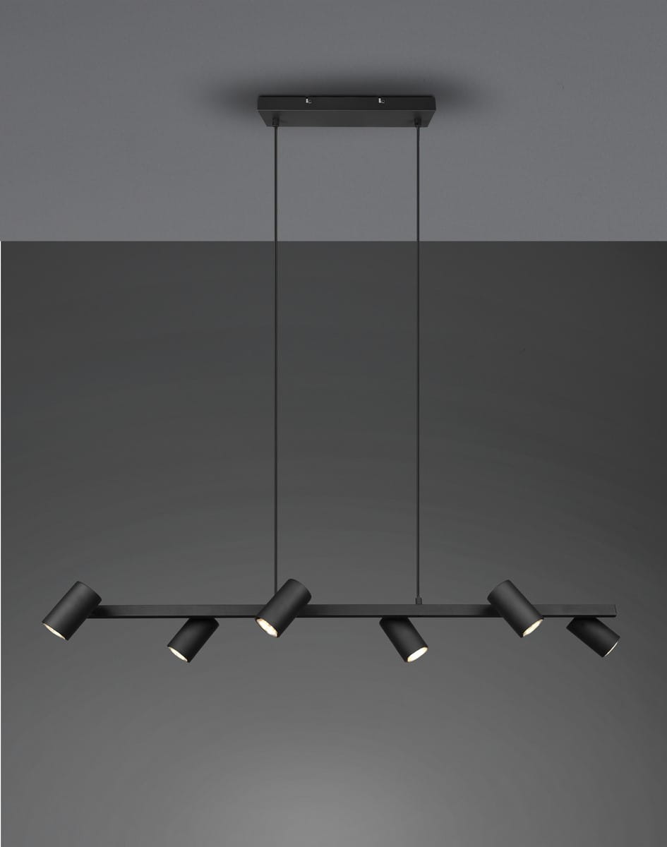 Lampa wisząca Marley, 6-punktowa, w kolorze czarnym. Posiada prostokątną podstawę z metalowymi linkami i sześć okrągłych kloszy skierowanych w różne strony, umieszczonych na poziomej belce. Idealna do nowoczesnych wnętrz.