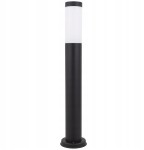 Czarna lampa stojąca Manila H65, okrągła, z matowym białym kloszem u góry. Ujęcie frontalne, produkt stoi na okrągłej podstawie. Idealna do oświetlenia ogrodu lub przestrzeni zewnętrznych.
