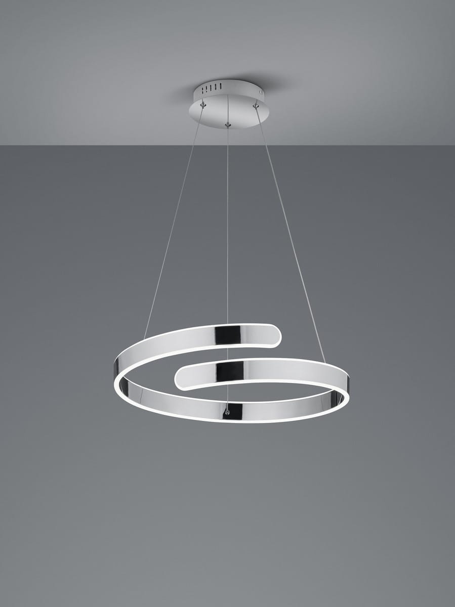 Lampa wisząca Parma LED 1-punktowa w kolorze chromu, złożona z dwóch okrągłych pierścieni, zawieszona na cienkich linkach. Ujęcie frontalne, na szarym tle, podkreślające nowoczesny design i połysk powierzchni.