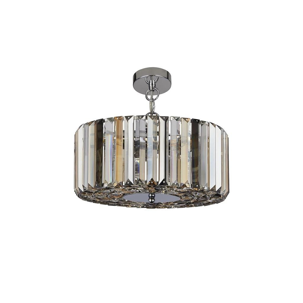 Lampa wisząca Chapeau 3-punktowa w chromie z przezroczystymi, prostokątnymi elementami. Okrągła podstawa z metalowym mocowaniem, zawieszona na łańcuchu. Efektowny design, idealna do nowoczesnych wnętrz.