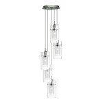 Lampa wisząca Duo I, pięciopunktowa, w srebrnej satynie z przezroczystymi kloszami. Klosze mają cylindryczny kształt, zawieszone na cienkich linkach. Montaż sufitowy, nowoczesny design, idealna do wnętrz. Tło białe, minimalistyczne.