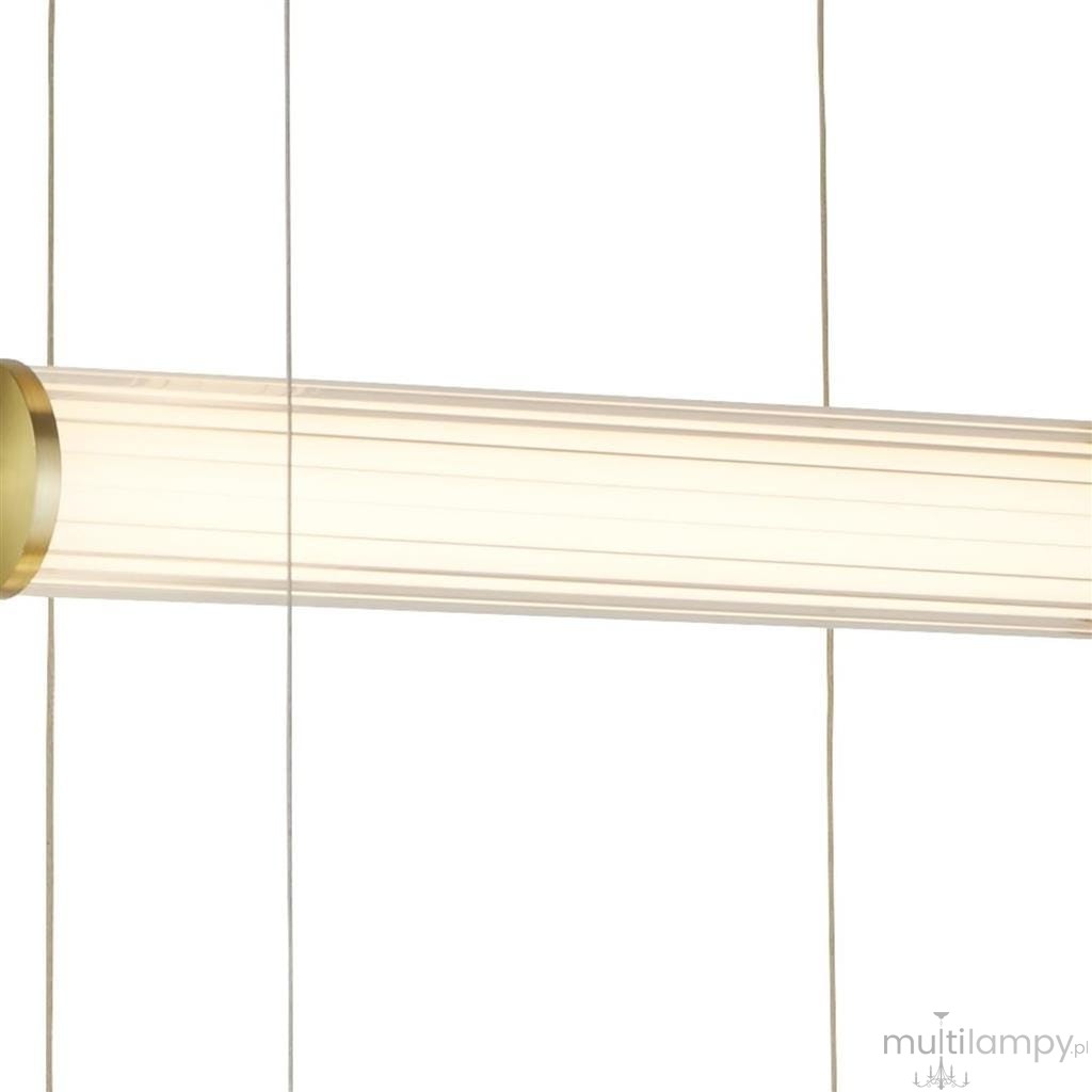 Złota lampa wisząca Clamp LED, pięciopunktowa. Prosty, cylindryczny kształt z przezroczystego materiału, z wyraźnymi rowkami. Zawieszona na cienkich linkach, idealna do nowoczesnych wnętrz.