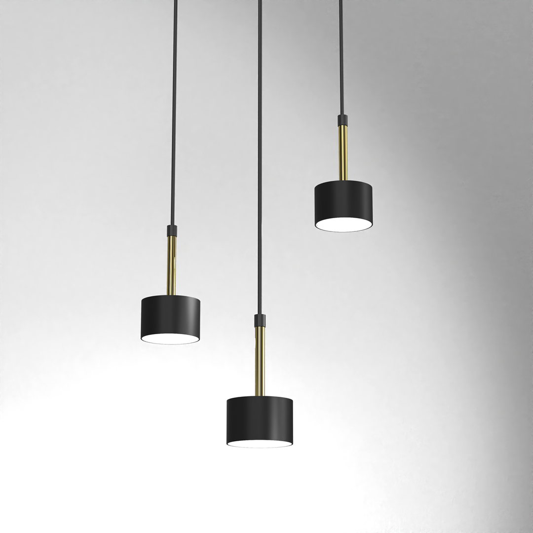 Lampa wisząca Arena 3-punktowa w kolorze czarnym i złotym. Składa się z trzech cylindrycznych kloszy na metalowych rurkach, zawieszonych na czarnych przewodach. Klosze mają matowe wykończenie, a ich średnica jest jednolita.