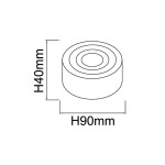 Złota lampa sufitowa Rullo Gold Mini LED, 1-punktowa, o średnicy 90 mm i wysokości 40 mm. Prosty, okrągły kształt z delikatnym wzorem. Wodoodporna (IP44), idealna do wnętrz i na zewnątrz.