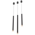 Lampa wisząca Q I Nero/Rose Gold 40 w kolorze czarnym i różowego złota, składająca się z trzech cylindrycznych elementów. Ujęcie z góry, pokazujące długie, matowe klosze z błyszczący końcówkami, zawieszone na cienkich linkach.