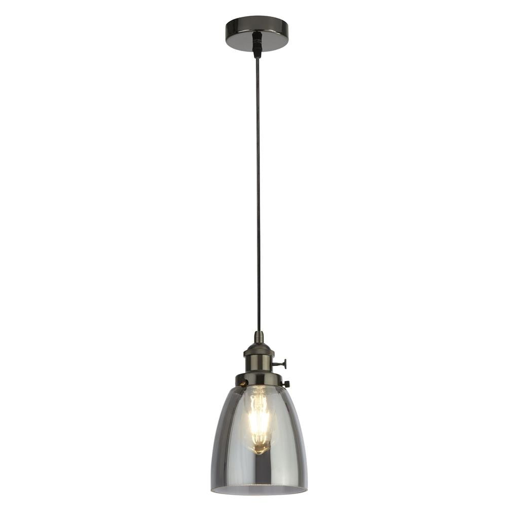 Czarna lampa wisząca Camden 1-punktowa z przydymionym kloszem, zawieszona na cienkim przewodzie. Klosz ma kształt stożka, a w środku znajduje się żarówka. Montaż sufitowy z metalowym wykończeniem.