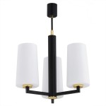 Lampa wisząca 3-punktowa Camelot Plus w kolorze czarnym. Posiada trzy białe klosze o cylindrycznym kształcie z złotymi detalami. Ujęcie frontalne, produkt wiszący z centralnym mocowaniem. Idealna do nowoczesnych wnętrz.