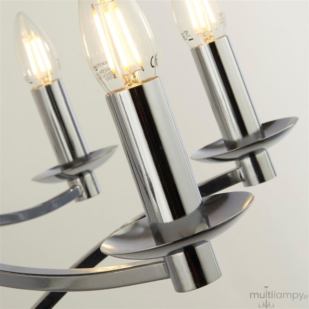 Ascot lampa wisząca 8-punktowa w kolorze chromu z eleganckimi, przezroczystymi kloszami. Zbliżenie na metalowe ramiona i podstawy lamp, z wyraźnie widocznymi żarówkami. Lampa ma nowoczesny design, idealna do różnych wnętrz.