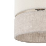Lampa wisząca Eco D20 z jednopunktowym źródłem światła, wykonana z materiału w kolorze jasnego beżu. Okrągła, z tkaninowym kloszem, widoczny gwint żarówki. Ujęcie z dołu, ukazujące detal tekstury i wykończenia.