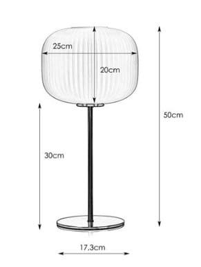 Lampka stołowa Sober 1-punktowa w kolorze mosiądzu z dymionym kloszem. Klosz o średnicy 25 cm i wysokości 30 cm, na metalowej podstawie o średnicy 17,3 cm. Całkowita wysokość lampki wynosi 50 cm.