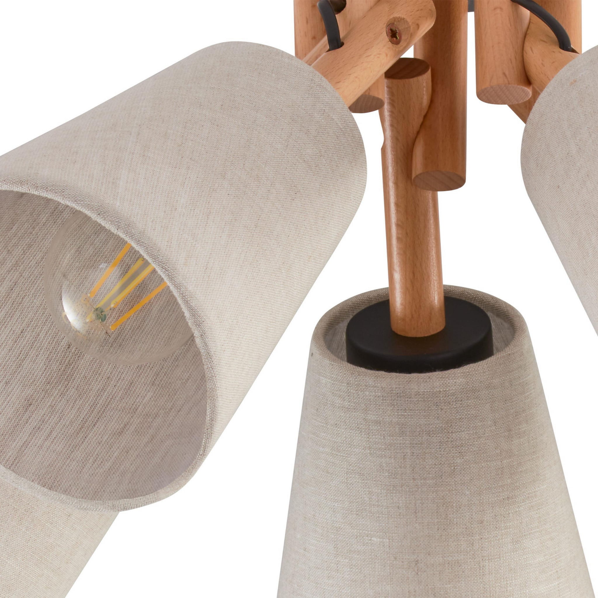 Vaio lampa sufitowa 5-punktowa czarna, z pięcioma kloszami z jasnego materiału, zawieszona na drewnianej konstrukcji. Widoczna żarówka w jednym z kloszy. Klosze mają stożkowy kształt, mocowanie w kolorze czarnym.