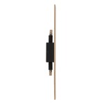 Tavola Long kinkiet 2-punktowy 4754 w kolorze naturalnego drewna z czarnym metalowym mocowaniem. Stojący, wąski design z dwiema żarówkami, widoczny z boku. Prosty, minimalistyczny styl, idealny do nowoczesnych wnętrz.