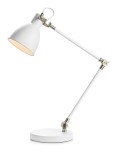 Lampa biurkowa 1-punktowa w kolorze białym i stalowym, z regulowanym ramieniem i okrągłą podstawą. Klosz w kształcie stożka, matowa powierzchnia. Ujęcie z boku, ukazujące detal mocowania ramienia.