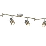 Lampa sufitowa Samson IP44, 6-punktowa w satynowym srebrze. Składa się z metalowej konstrukcji z regulowanymi reflektorami. Ujęcie z przodu, pokazujące trzy reflektory, zamontowane na prostym, poziomym ramieniu.