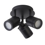 Czarna lampa sufitowa Samson IP44 z trzema punktami świetlnymi. Korpus okrągły, z regulowanymi reflektorami. Materiał metalowy, matowa powierzchnia. Ujęcie z dołu, ukazujące całość lampy oraz detale mocowania.