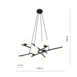 Lampa wisząca Essa, 8-punktowa, w kolorze czarnym z opalowymi kloszami. Składa się z ośmiu kulistych kloszy na cienkich, czarnych ramionach. Ujęcie z góry, wisi na sufitowym mocowaniu. Wymiary: wysokość 100 cm, średnica 100 cm, klosze o średnicy 15 cm.