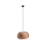 Lampa wisząca Nature Dark D38 w kształcie owalnym, wykonana z drewna w jasnym kolorze, z charakterystycznym, falistym wzorem. Zawieszona na cienkim, czarnym przewodzie. Idealna do nowoczesnych wnętrz.