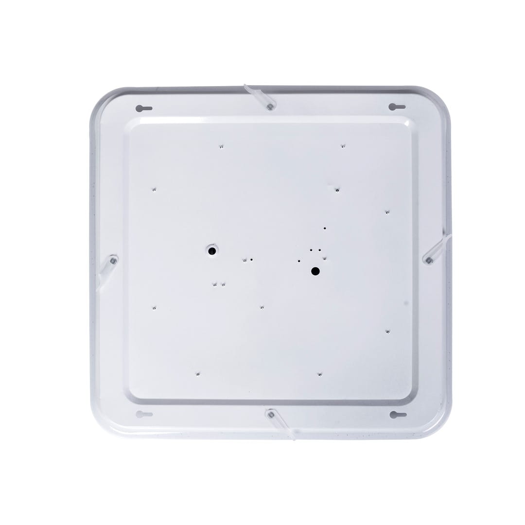 Plafon Yax LED D44/24W w kolorze białym, widok od spodu. Kwadratowy kształt z otworami montażowymi, przeznaczony do montażu sufitowego. Umożliwia regulację temperatury barwowej 3000-6000K i ściemnianie za pomocą pilota.